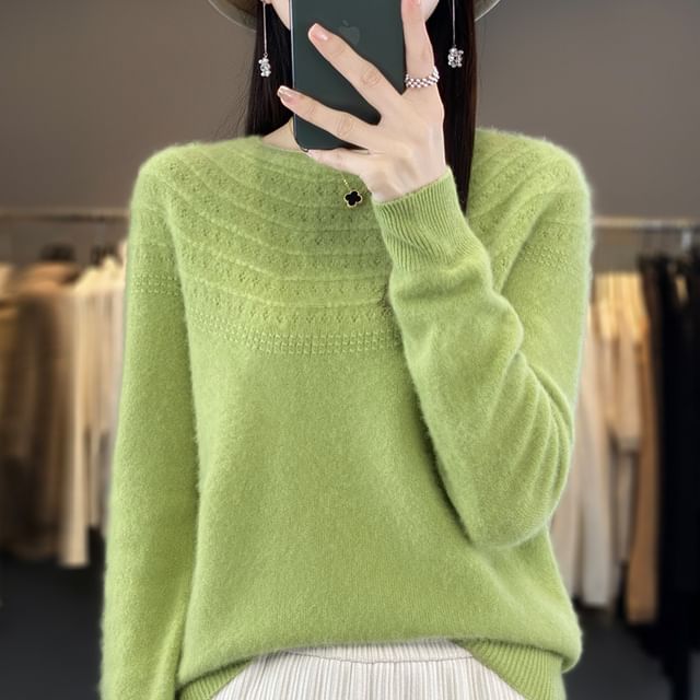 Round Neck Plain Jacquard Knit Sweater