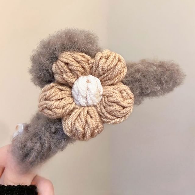 Clip Chenille Claw Yarn Floral Hair
