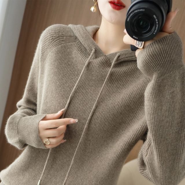 Woolen Plain Knit Hoodie