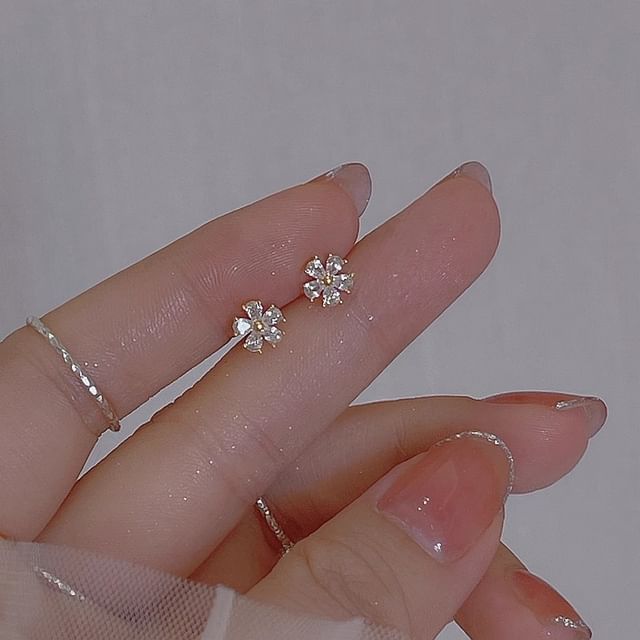 Rhinestone Alloy Earring Stud Floral