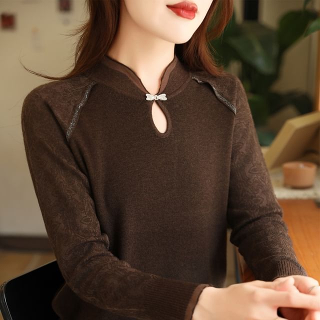 Long Sleeve Stand Collar Contrast Trim Keyhole Knit Top