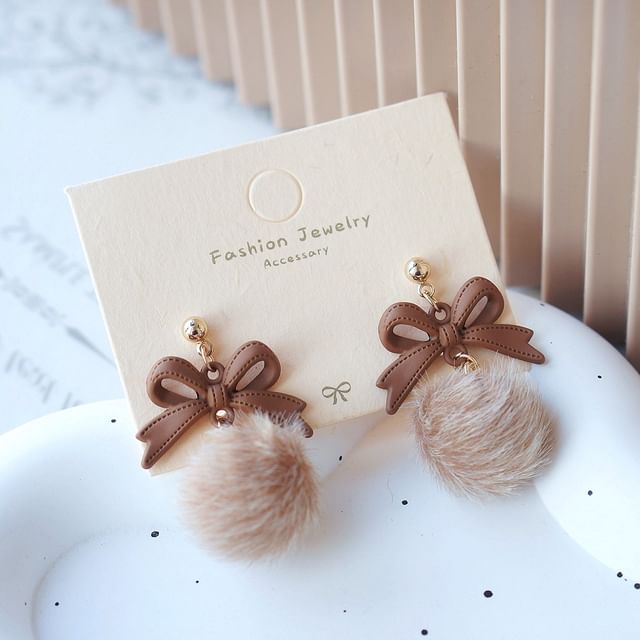 Pom Drop / On Bow Clip Earring