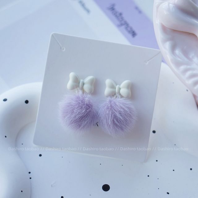 Stud Pom Earring Drop On Clip /