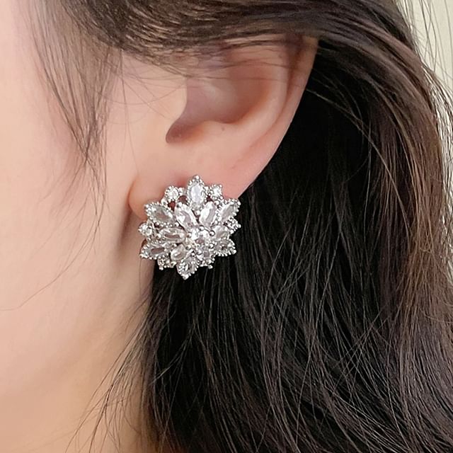Rhinestone Earring Stud Flower