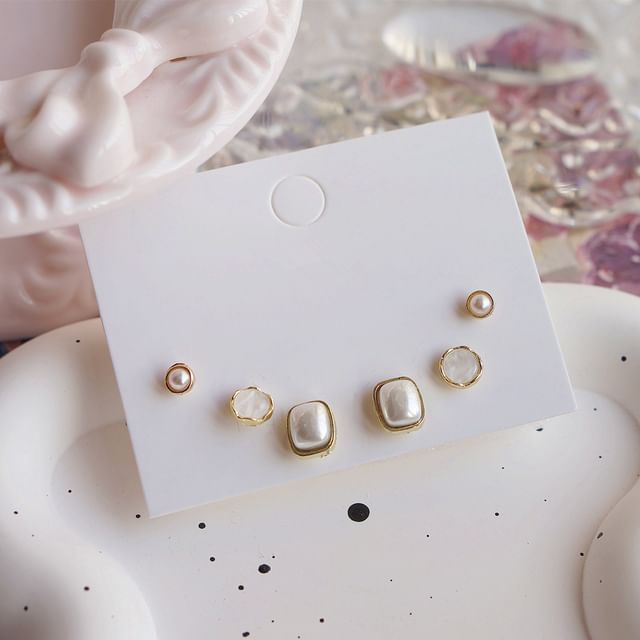 Earring Stud Faux Set Pearl