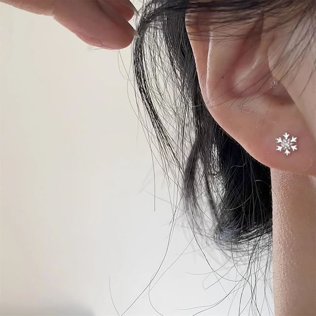 Barbell Snowflake Alloy Earring