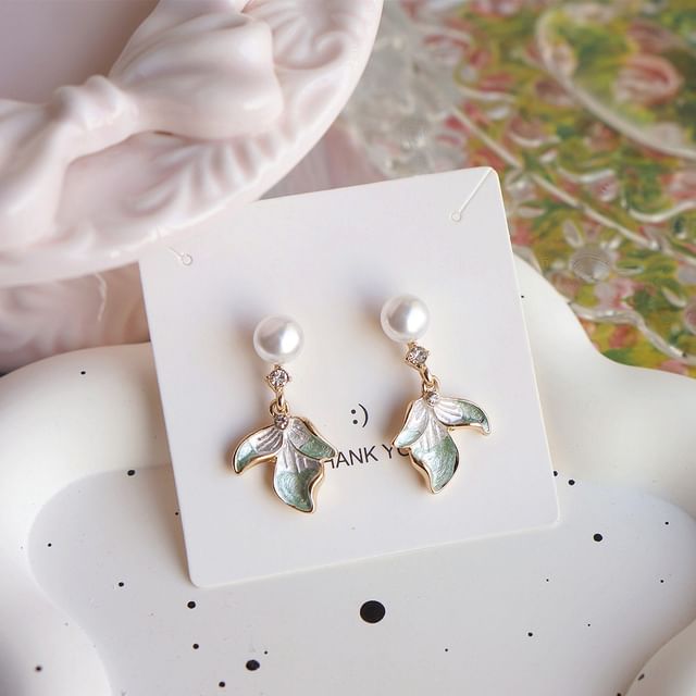 Earring Flower Faux Clip-On Pearl Drop / Rhinestone