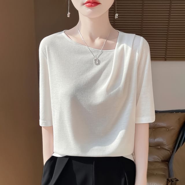 Short-Sleeve Asymmetrical Neck Plain Tee