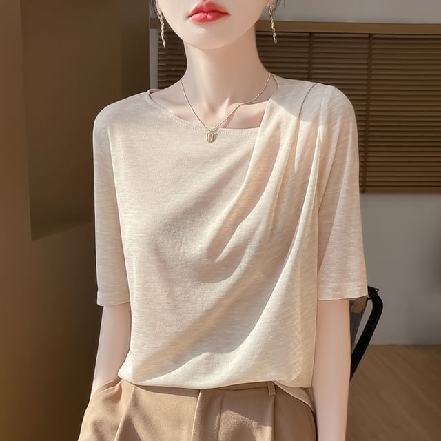 Short-Sleeve Asymmetrical Neck Plain Tee
