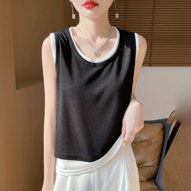 Scoop Neck Plain Tank Top