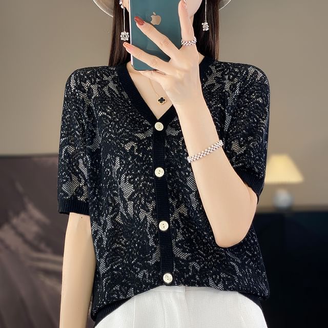 Short-Sleeve V-Neck Floral Cardigan