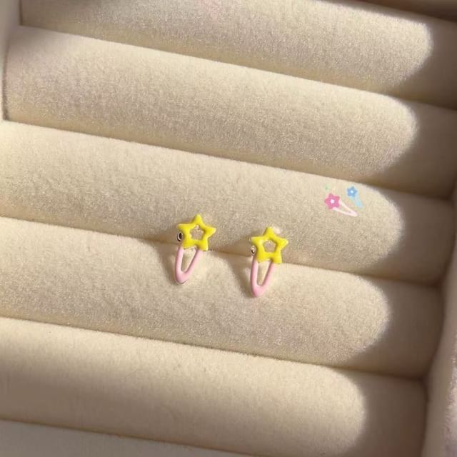 Earring Star-Shaped Stud