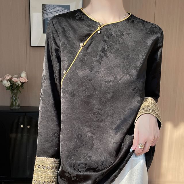 Traditional Chinese Long-Sleeve Asymmetrical Print Top