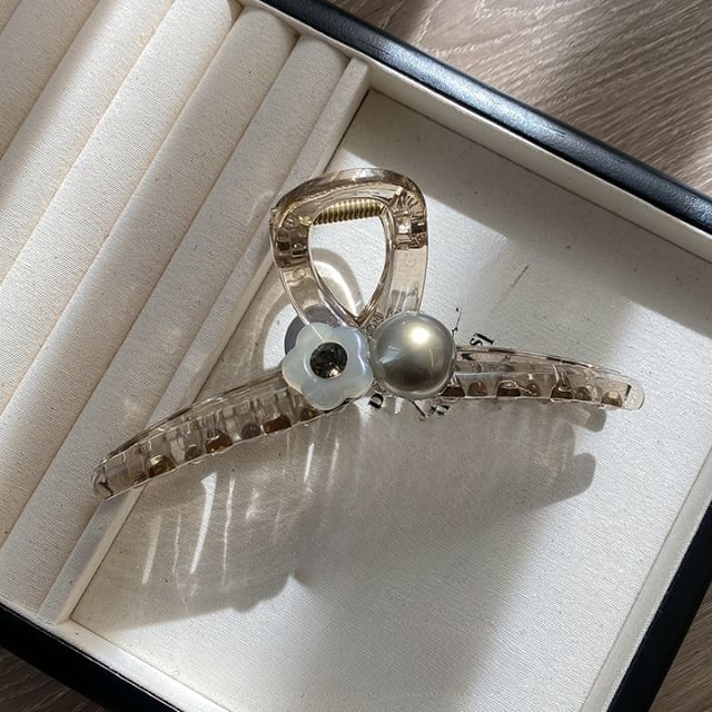 Acrylic Pearl Hair Claw Flower Faux