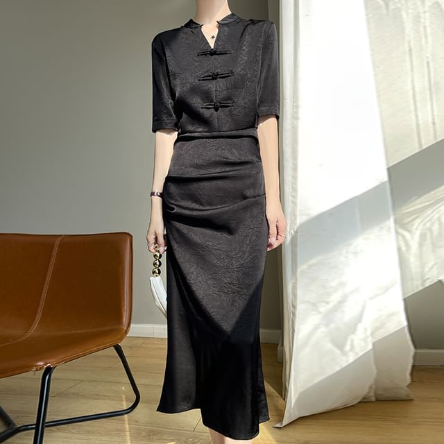 Elbow-Sleeve Stand Collar Plain Frog Buttoned Satin Midi Sheath Dress