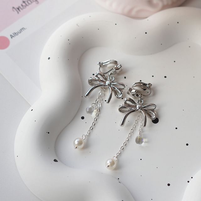 Sterling Clip-On Earring / Faux Drop Bow Silver Pearl 925