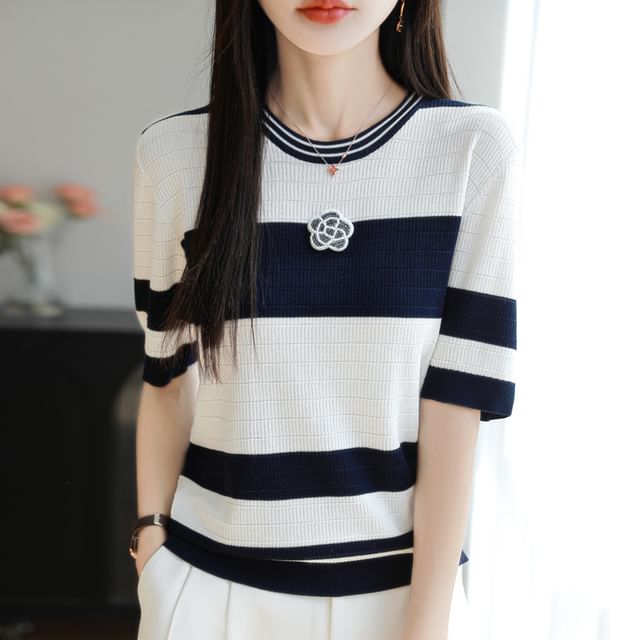 Short Sleeve Crew Neck Beaded Flower Applique Striped Knit Top