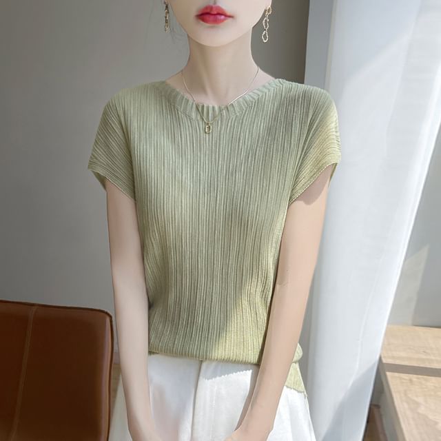 Short-Sleeve Round Neck Plain Ribbed T-Shirt