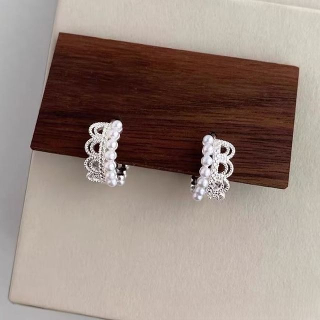Lace Faux Huggie Pearl Earring Alloy