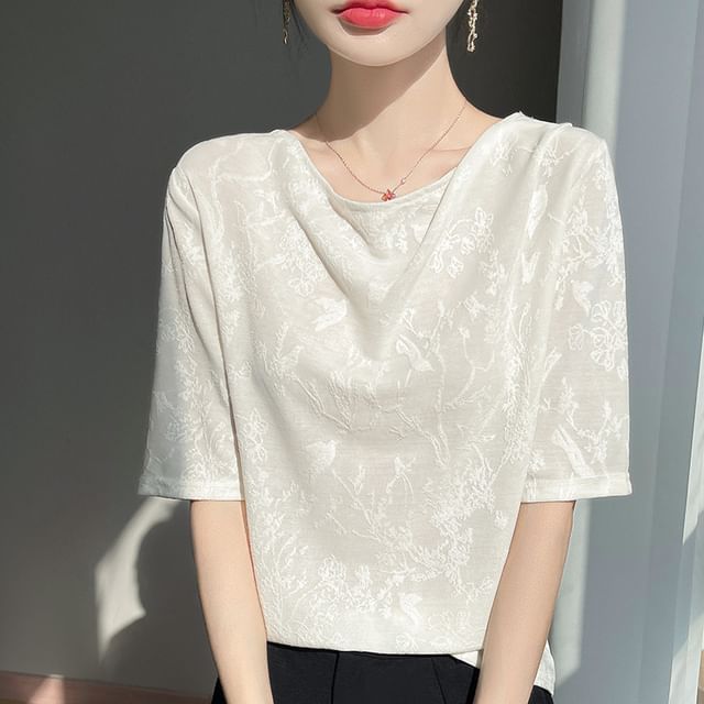 Short-Sleeve Round Neck Floral Tee