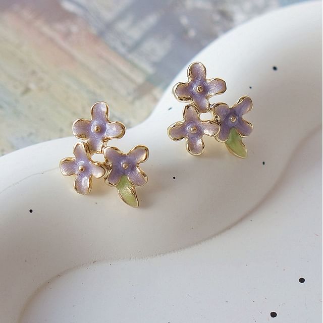 Clip Earring Floral Stud / On