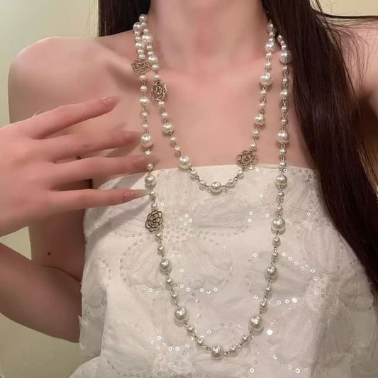 Floral Beaded Necklace