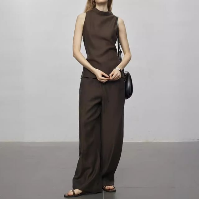 Sleeveless Mock Neck Plain Top / High Waist Wide Leg Pants