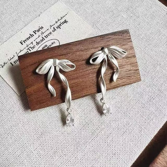 Earring / Rhinestone Bow Drop Clip-On