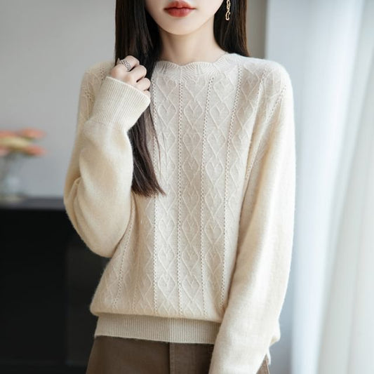 Long-Sleeve Round Neck Heart Patterned Knit Top