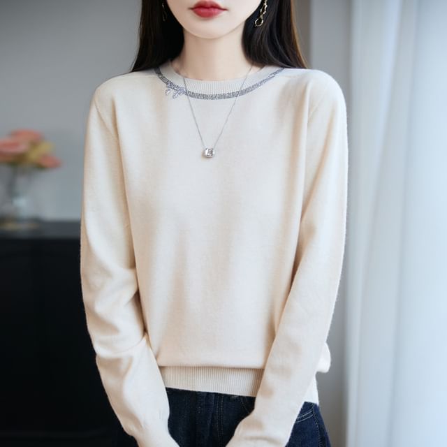 Long-Sleeve Round Neck Plain Bow Rhinestone Knit Top