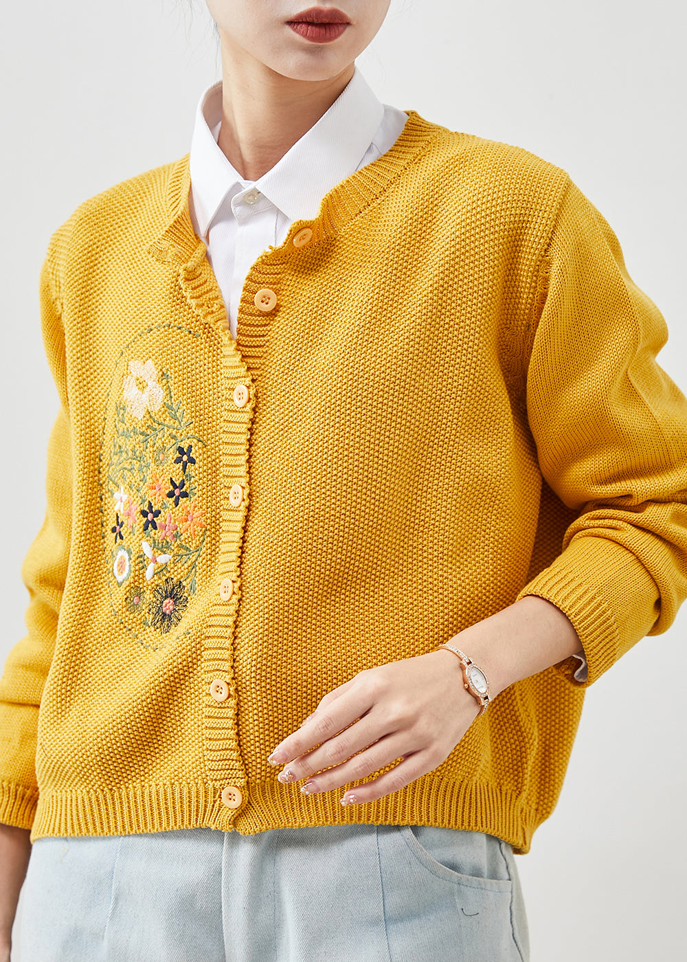 Cardigans en tricot jaune avec boutons brodés Printemps YU1042