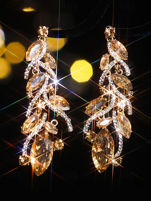 Crystal Design Elegant Women's Leaf Earrings Gold -