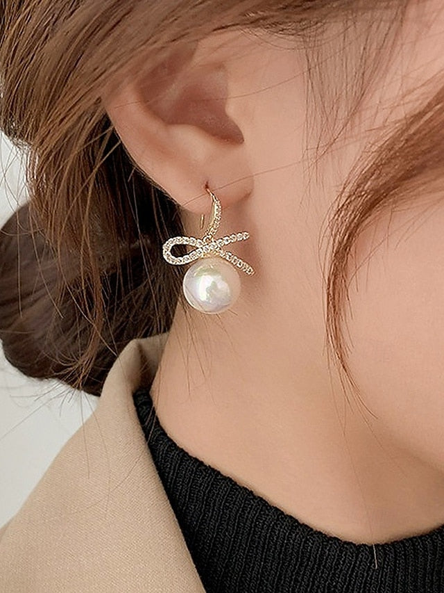 Women's Christmas Pearl with Rhinestone and Earrings Bow