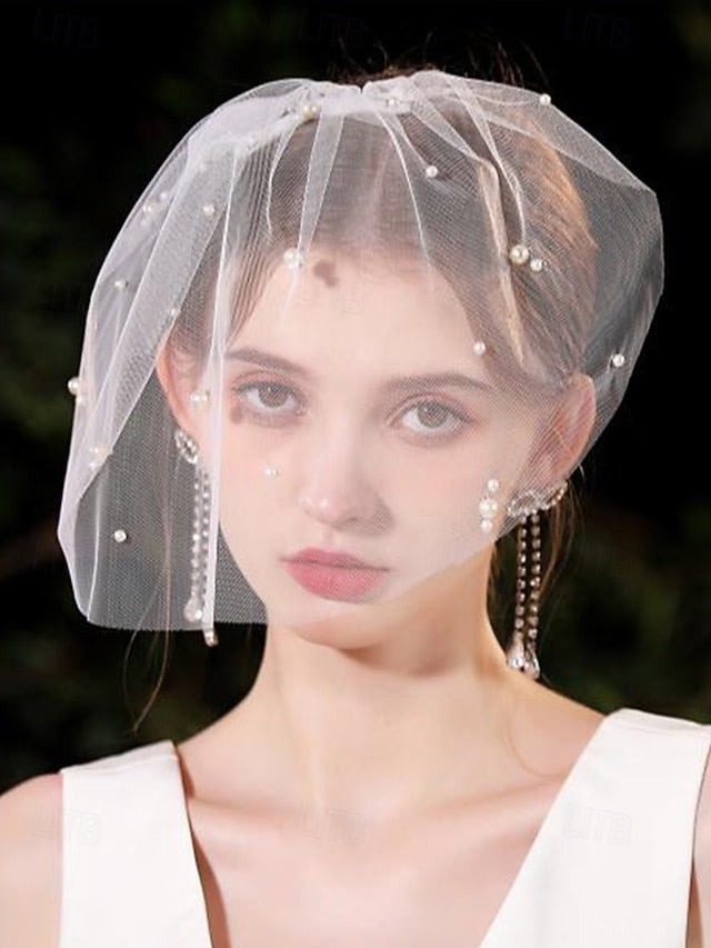 Embellishments Crystal and Veil – with Short Pearl Bridal