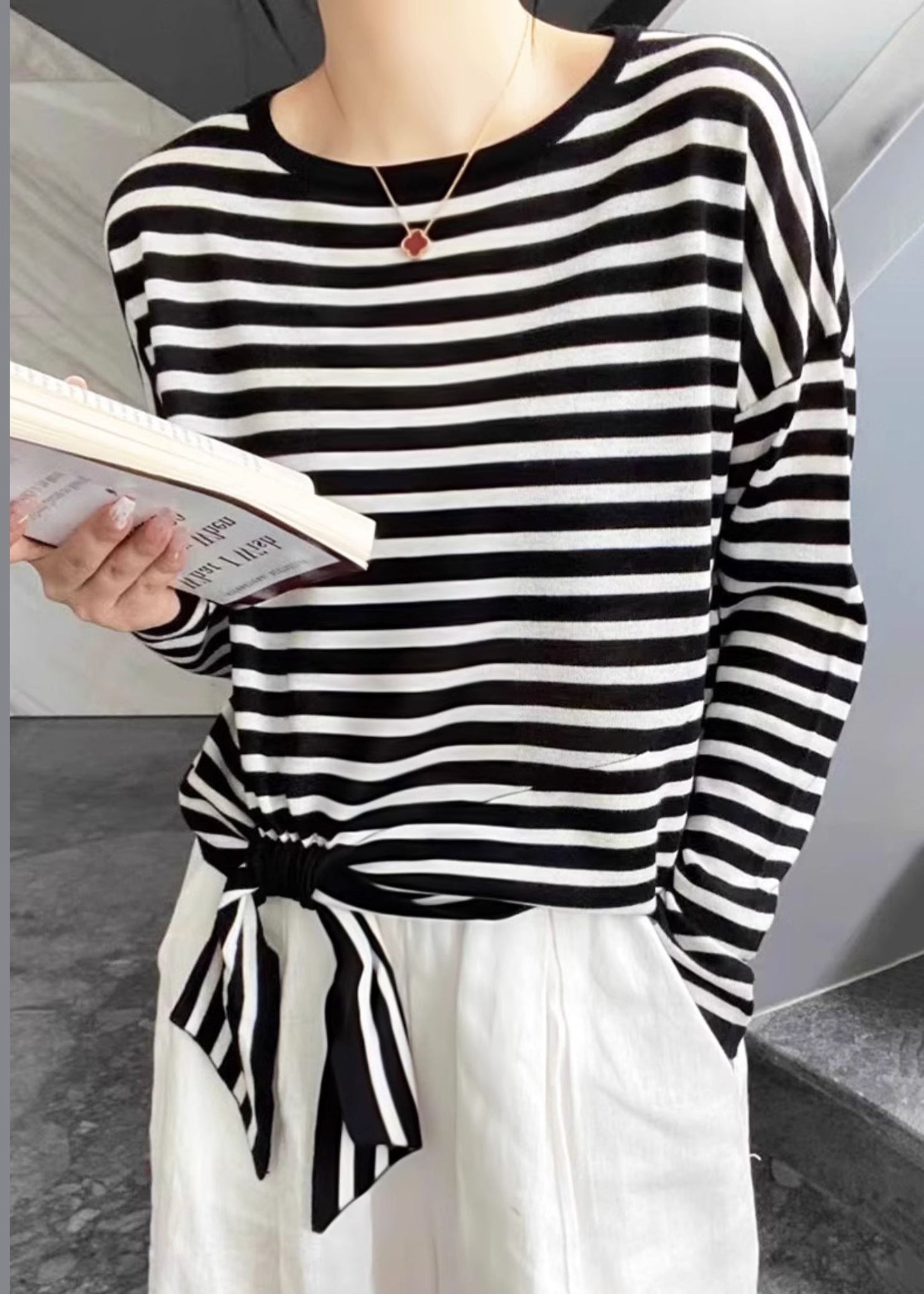 Chemise en coton à col ample et rayures noires à lacets Spring OT 
