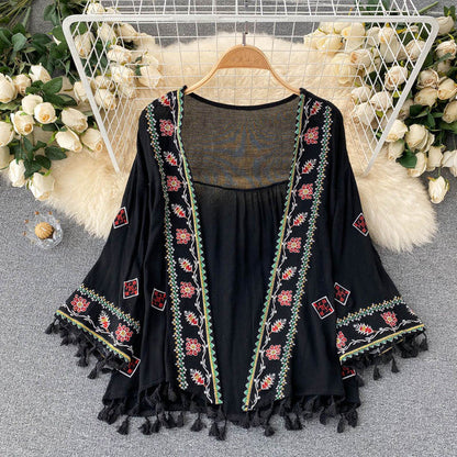 Bohemian White Embroidered Three-quarter sleeves Splicing Tassel Cardigan AR1023