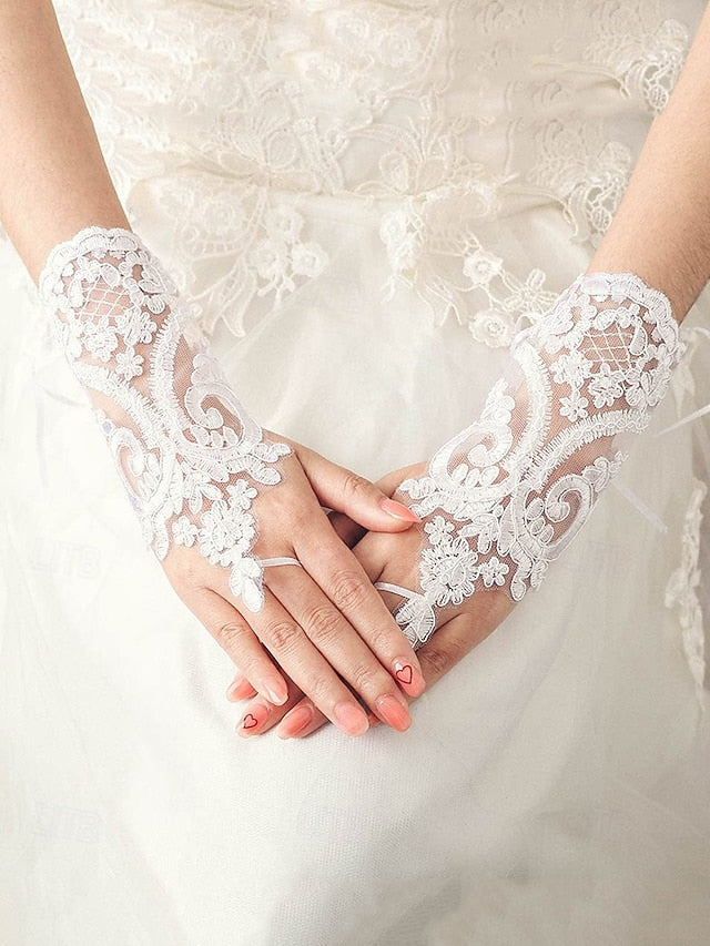 White Gloves – Bridal Lace Elegant Wedding Vintage Fingerless
