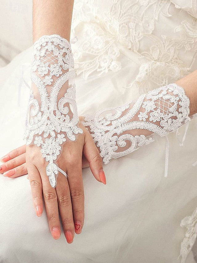 White Gloves – Bridal Lace Elegant Wedding Vintage Fingerless