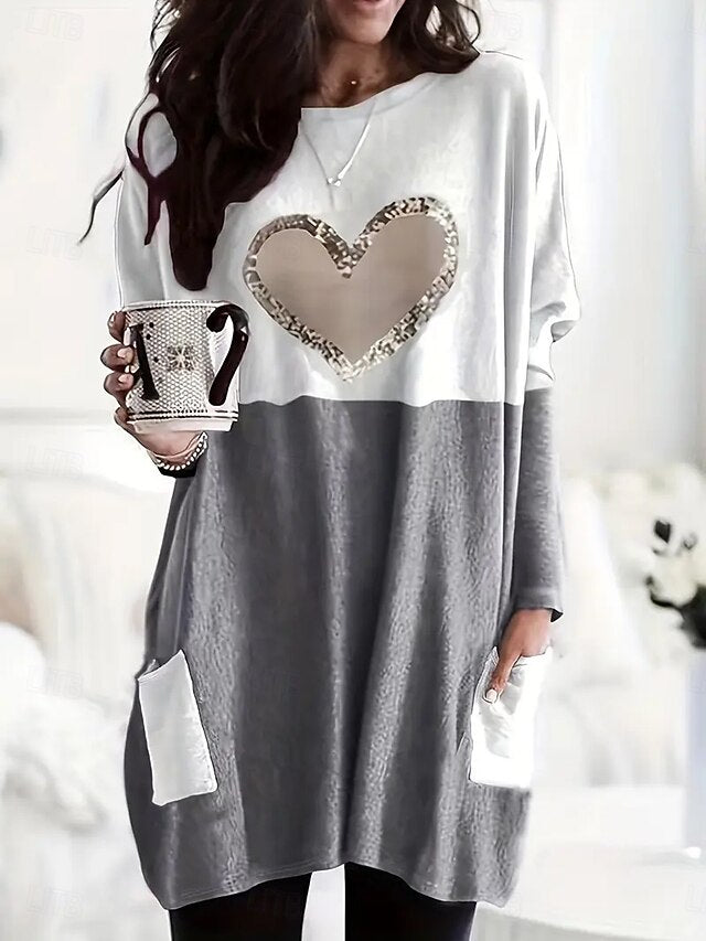 Women's T Shirt Pocket Print Heart Graphic Fashion Long