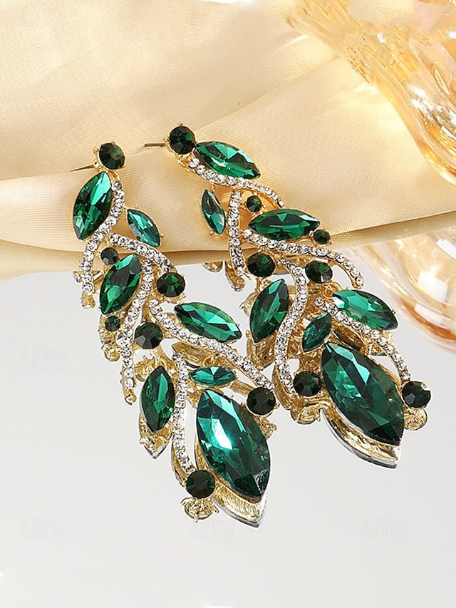 Crystal Design Elegant Women's Leaf Earrings Gold -