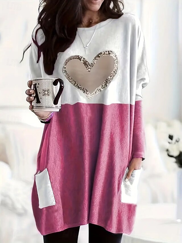 Women's T Shirt Pocket Print Heart Graphic Fashion Long