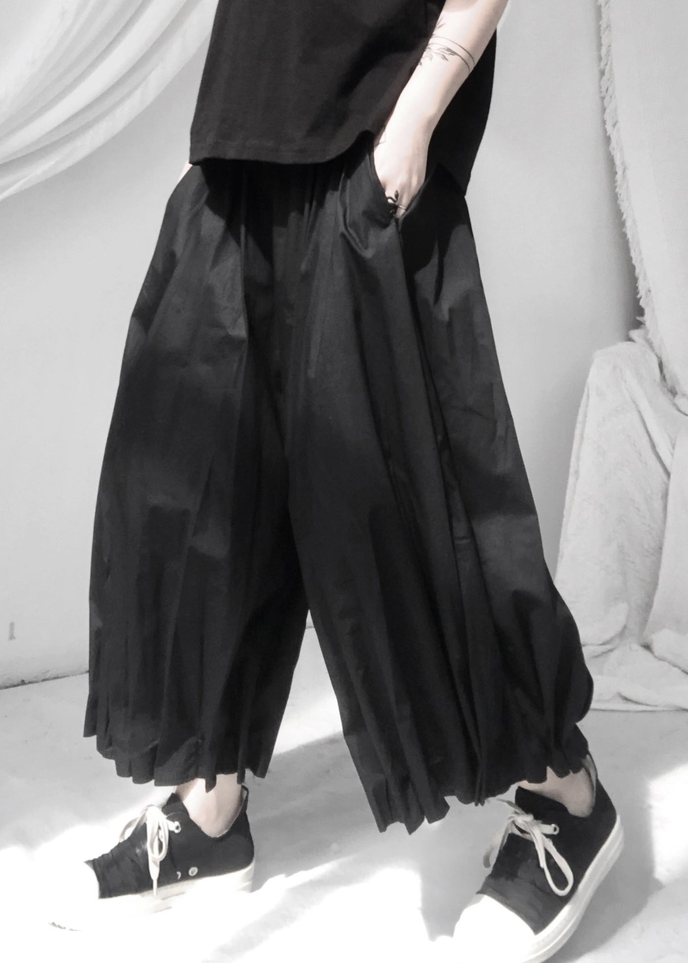 Art Black Wrinkled Elastic Waist Wide Leg Pants Summer Ada Fashion