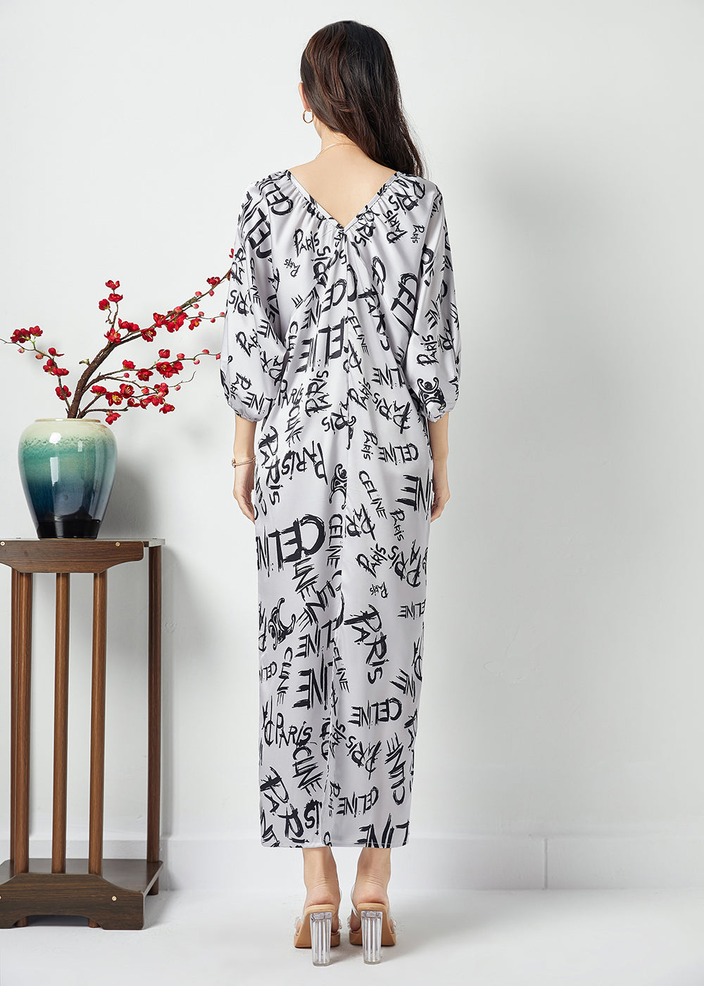 Bohemian White V Neck Letter Print Wrinkled Chiffon Long Dress Batwing Sleeve LC0395 - fabuloryshop