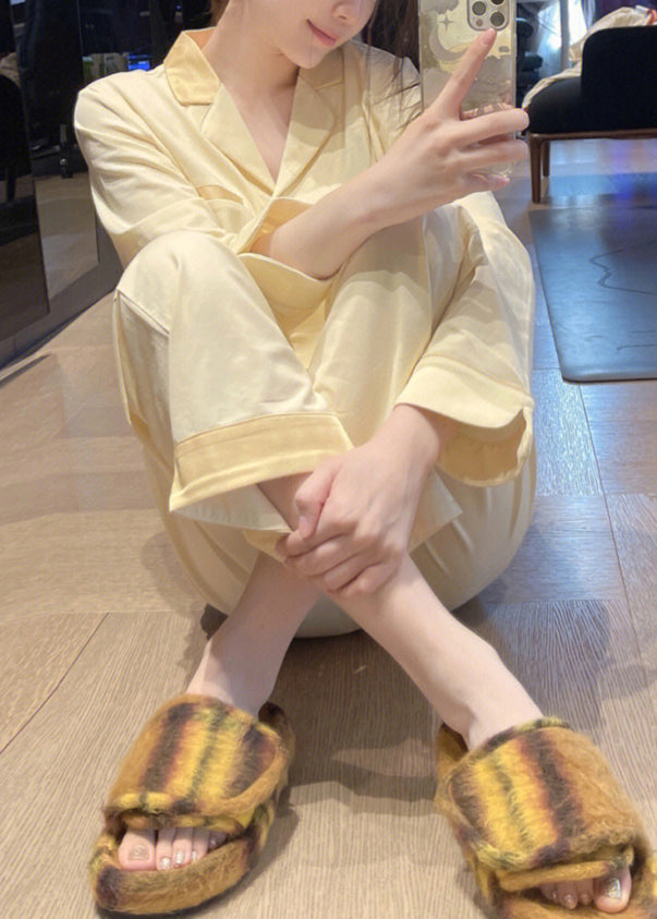 Brief Light Yellow Peter Pan Collar Patchwork Button Solid Ice Silk Pajamas Two Pieces Set Long Sleeve TO1011