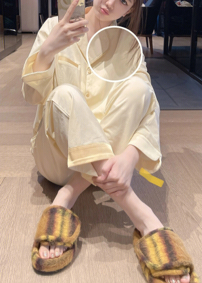 Brief Light Yellow Peter Pan Collar Patchwork Button Solid Ice Silk Pajamas Two Pieces Set Long Sleeve TO1011