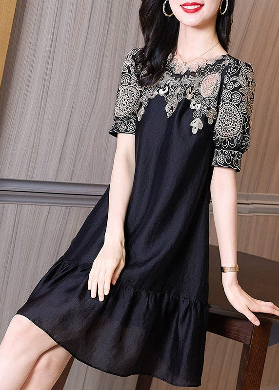 Chic Black Embroideried O-Neck Hollow Out Long Dresses Short Sleeve TI1035 - fabuloryshop