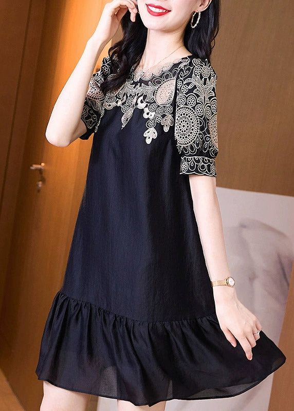 Chic Black Embroideried O-Neck Hollow Out Long Dresses Short Sleeve LY4456 - fabuloryshop