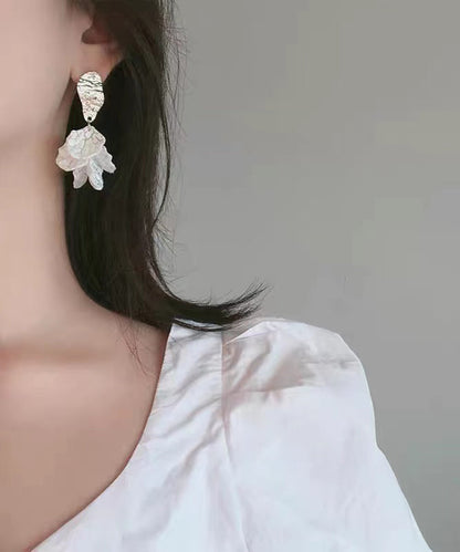 Chic White Sterling Silver Floral Drop Earrings LY1793 - fabuloryshop