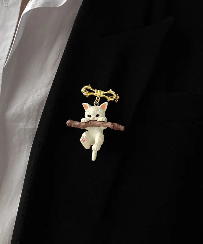 Cute White Resin Kitten Brooch Brooches Ada Fashion