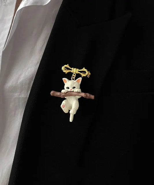 Cute White Resin Kitten Brooch Brooches Ada Fashion